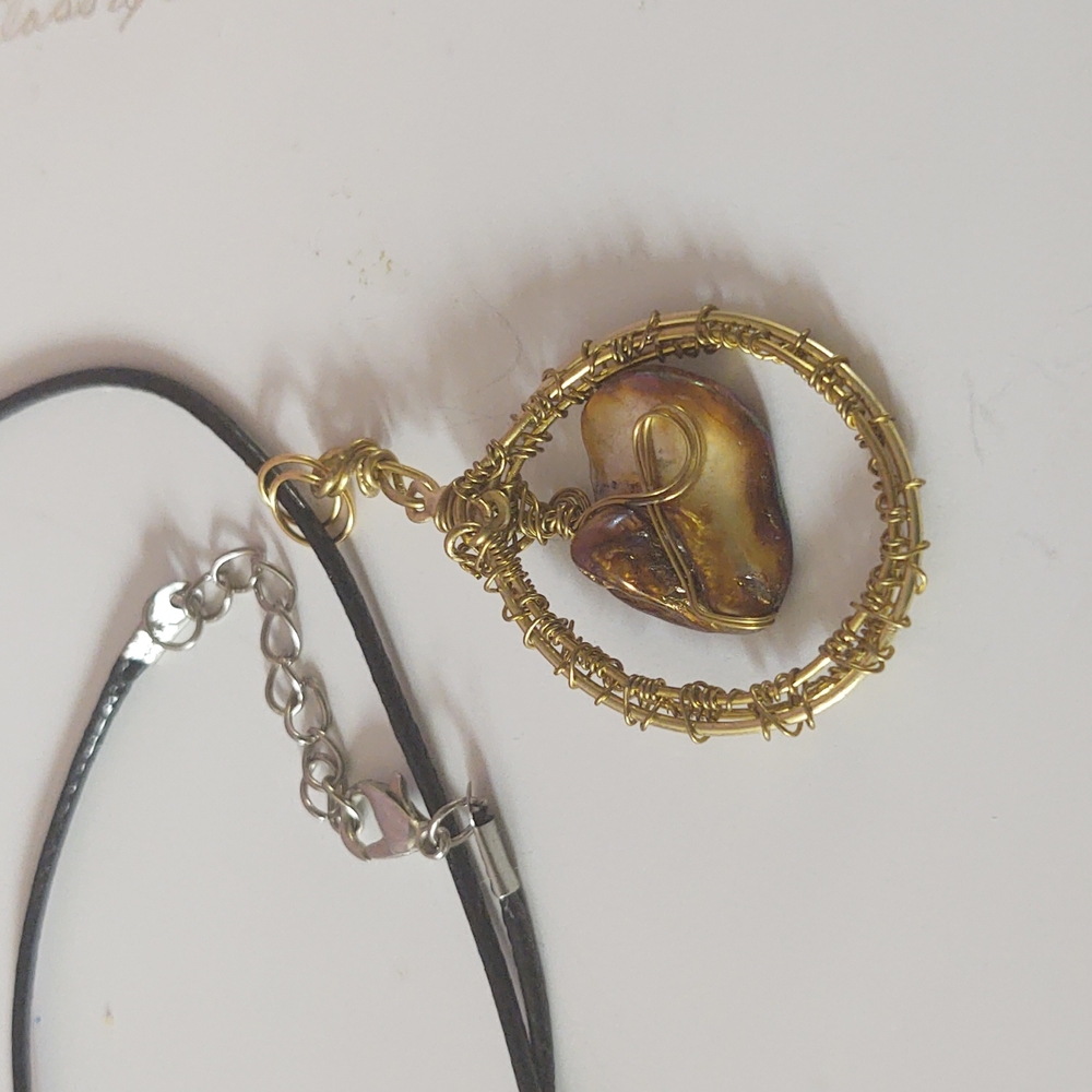 Handwired abalone seashell